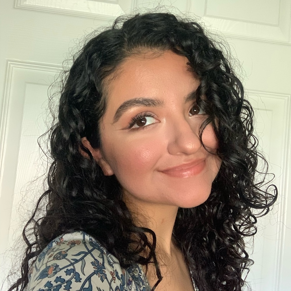 Meet your Posher, Lisset